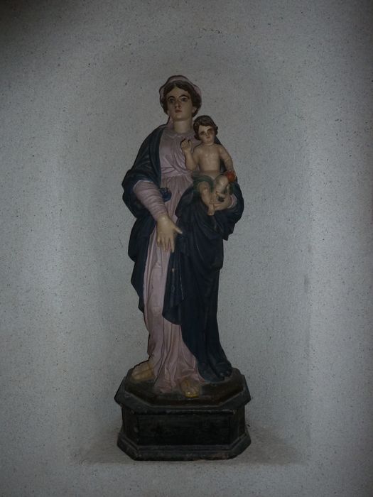 Statue : Vierge à l'Enfant - © Ministère de la Culture (France), Conservation des antiquités et des objets d'art du Cher – Tous droits réservés 