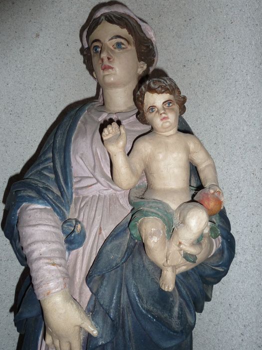 Statue : Vierge à l'Enfant, vue partielle - © Ministère de la Culture (France), Conservation des antiquités et des objets d'art du Cher, tous droits réservés 