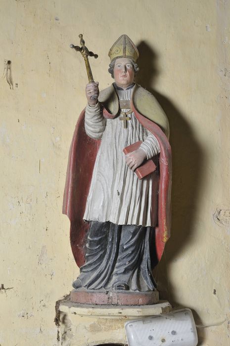 statue : Saint évêque (statue : Saint Loup ?) - © Ministère de la Culture (France), Conservation des antiquités et des objets d’art du Cher – Tous droits réservés
