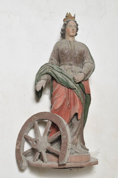statue : Sainte Catherine d'Alexandrie - © Ministère de la Culture (France), Conservation des antiquités et des objets d’art du Cher – Tous droits réservés