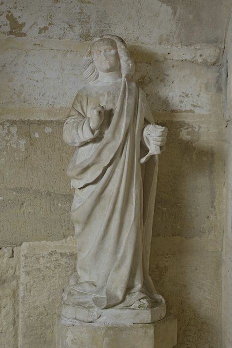 statue : Saint Jean l'Évangéliste