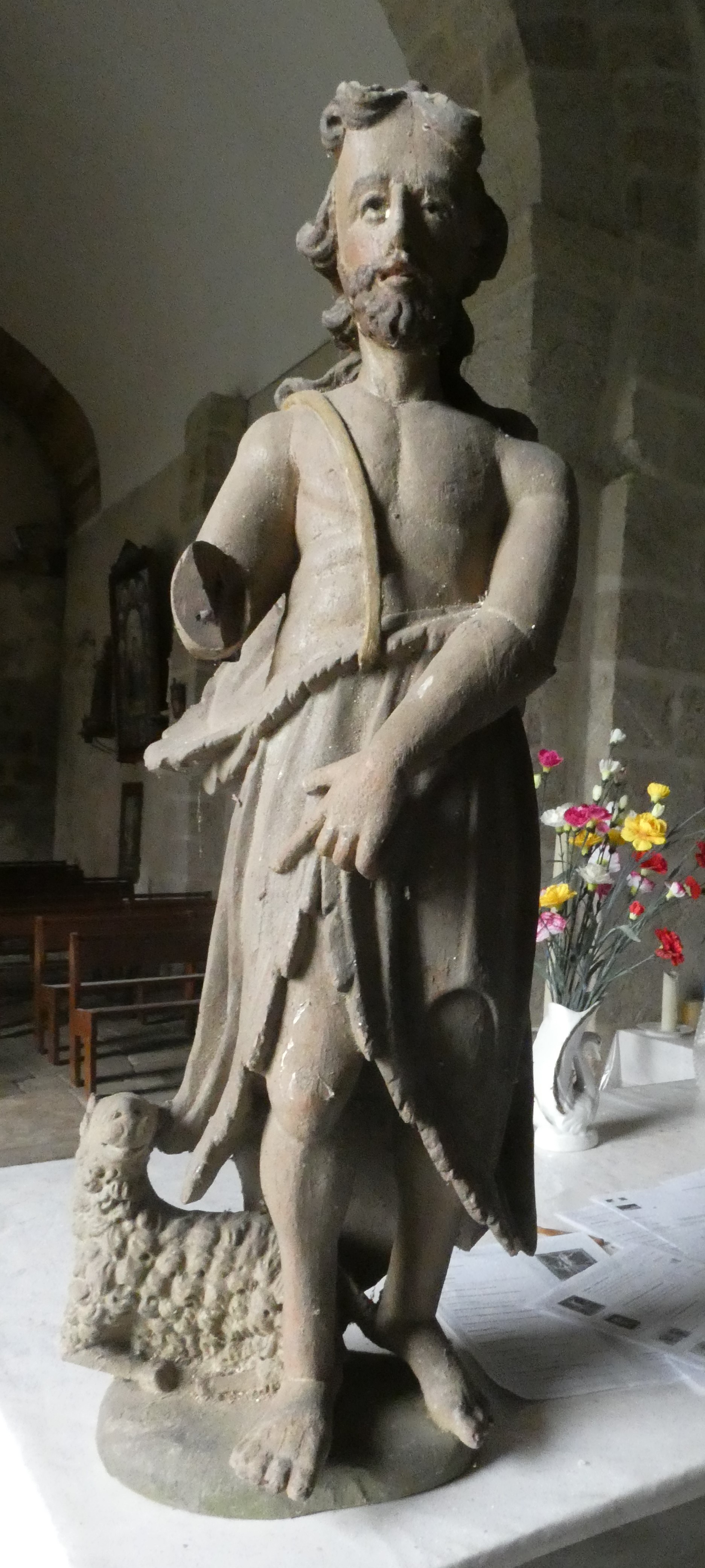 statue : Saint Jean-Baptiste, vue générale de face - © Ministère de la Culture (France), Conservation des antiquités et objets d'art de Corrèze, tous droits réservés