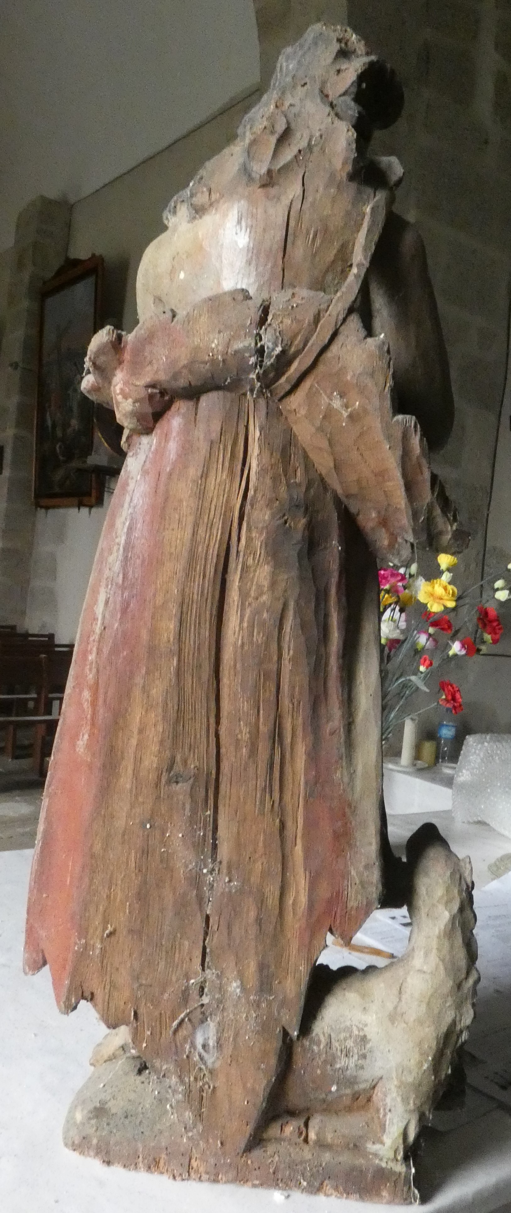statue : Saint Jean-Baptiste, vue de trois-quarts de dos - © Ministère de la Culture (France), Conservation des antiquités et objets d'art de Corrèze, tous droits réservés