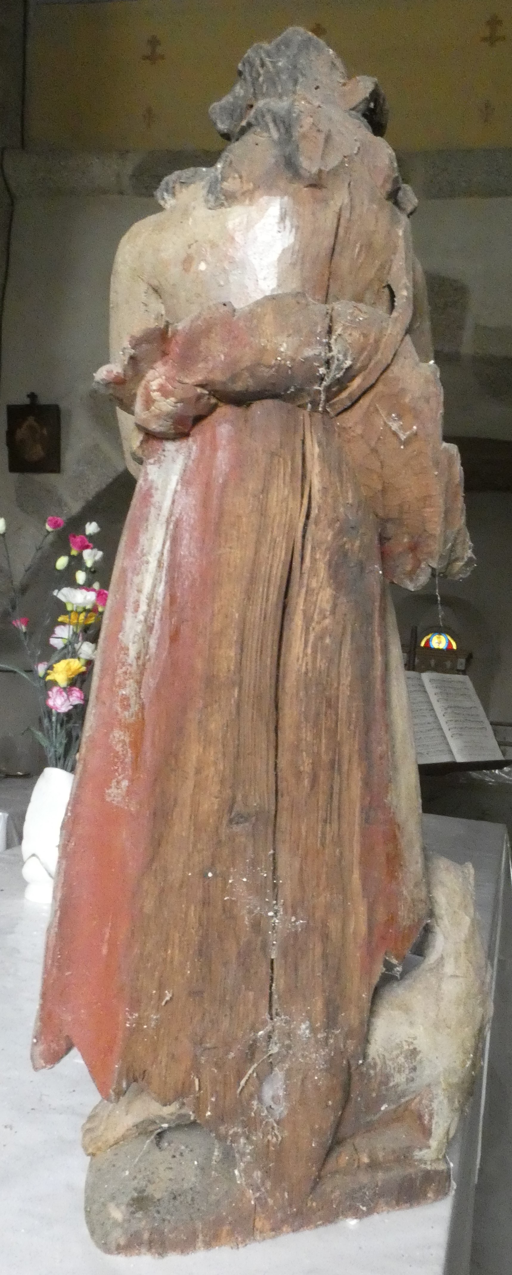 statue : Saint Jean-Baptiste, vue générale de dos - © Ministère de la Culture (France), Conservation des antiquités et objets d'art de Corrèze, tous droits réservés
