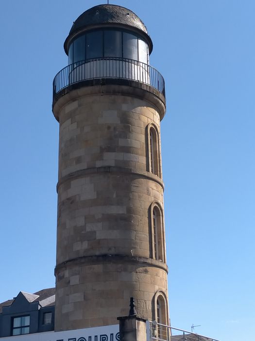 vue partielle du bâtiment