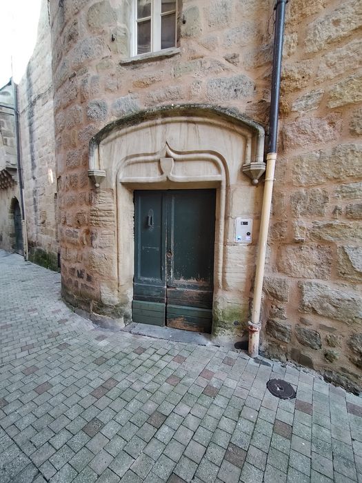 porte d’accès à la tourelle d’escalier