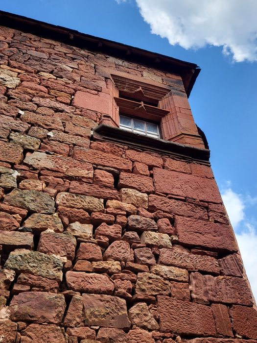 façade sur rue, détail d’une baie