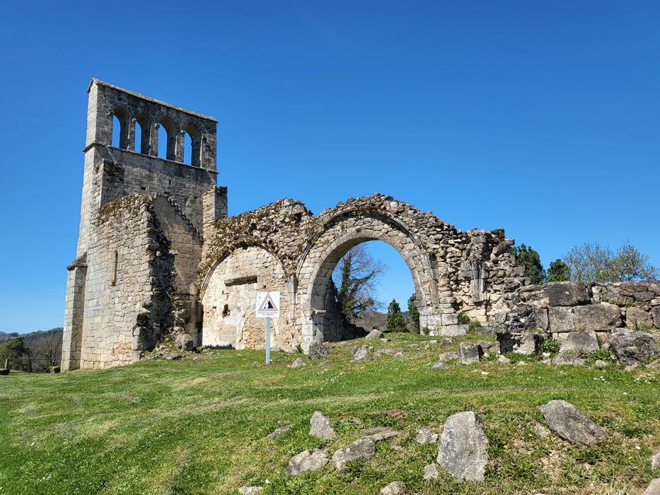 vue générale des vestiges depuis le Sud-Est