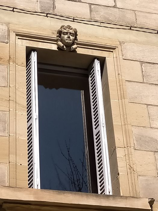 façade sud-est, détail d’une baie