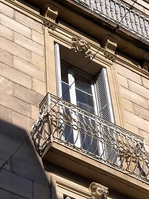 façade sud-est, détail d’une baie