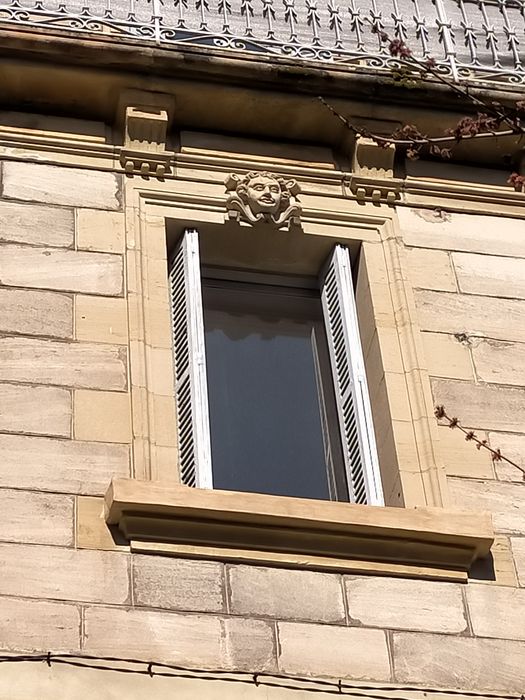 façade sud-est, détail d’une baie