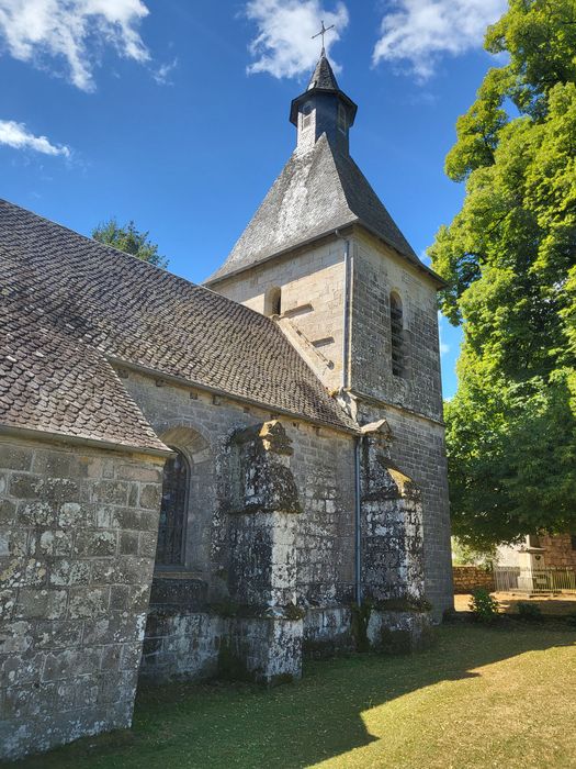 façade latérale nord-ouest, vue partielle