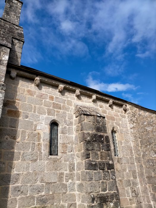 façade latérale sud, vue partielle