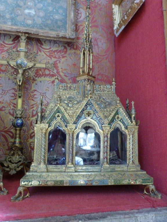 2 reliquaires en forme de chapelle contenant les reliques de saint Symphorien et de saint Andoche : un reliquaire  - © Ministère de la culture (France), Conservation des antiquités et des objets d'art de Côte d'Or – Tous droits réservés