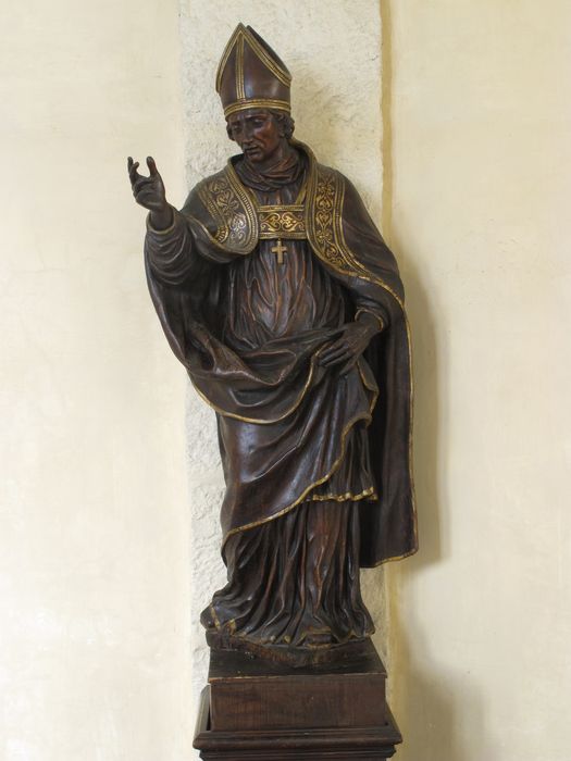 statue : saint Aignan