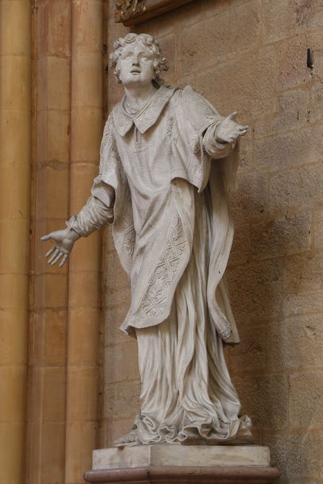 statue : saint Etienne