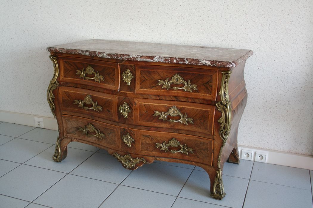 commode - © Ministère de la Culture (France), Conservation des antiquités et des objets d’art de la Côte-d'Or, tous droits réservés