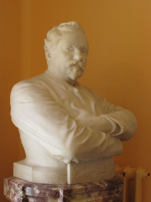 buste : Alfred Debussy