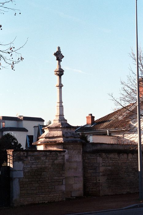 Croix dite Croix Mâchefer