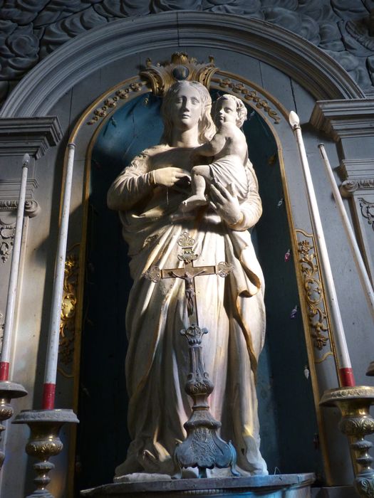 Statue : Vierge à l'Enfant