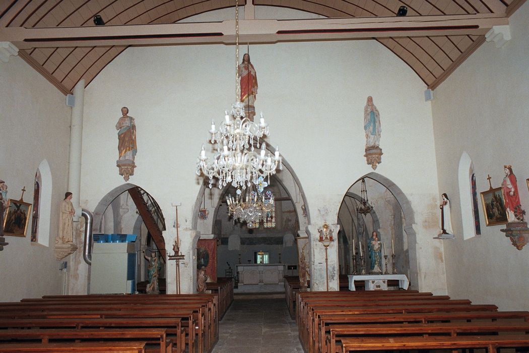 Eglise Saint-Nicolas : nef, vue générale