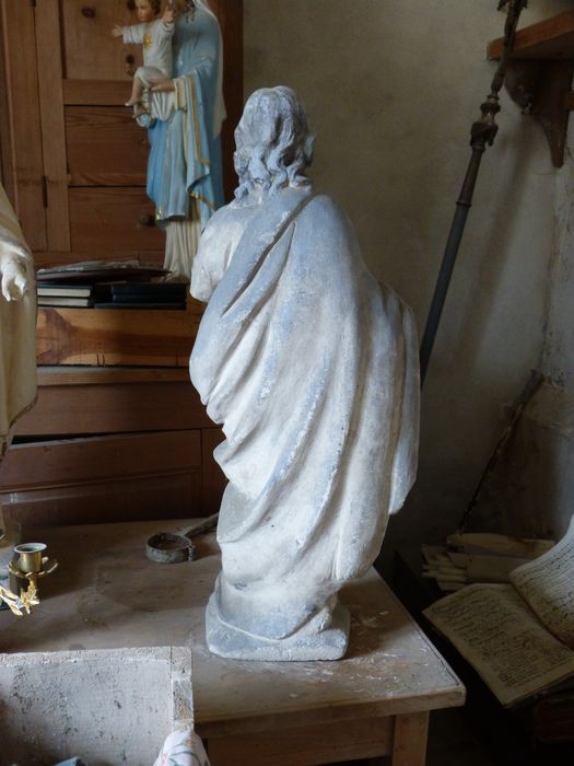 statue : Saint apôtre non identifié, revers, vue générale