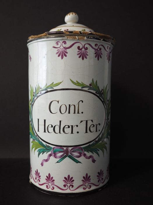 pot à pharmacie n°4 (Cons. Heder. Ter) - © Ministère de la Culture (France), Conservation des antiquités et des objets d’art de la Côte-d’Or – Tous droits réservés 