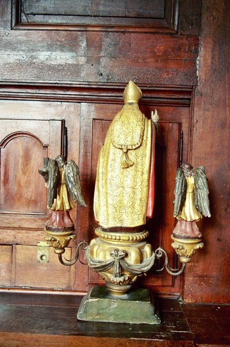 statues (statuettes) de bâton de procession : Saint évêque et Anges céroféraires, revers