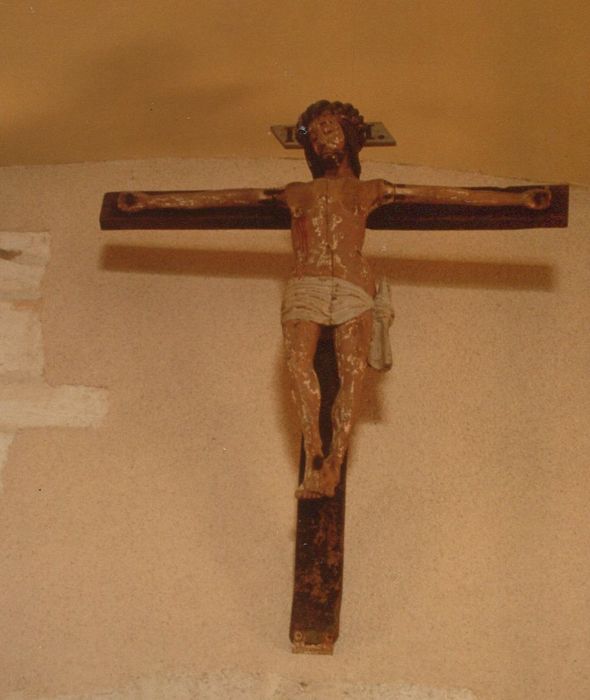 statue : Christ en croix - © Ministère de la Culture (France), Conservation des antiquités et des objets d’art de la Côte-d’Or – Tous droits réservés 