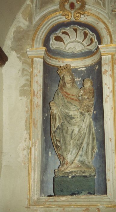 statue : vierge à l'Enfant