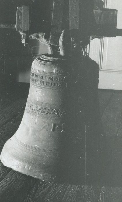 cloche - © Ministère de la Culture (France), Conservation des antiquités et des objets d’art de la Côte-d’Or – Tous droits réservés