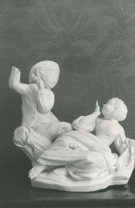 groupe sculpté : scène pastorale (bergers et bergères) - © Ministère de la Culture (France), Conservation des antiquités et des objets d’art de la Côte-d’Or – Tous droits réservés