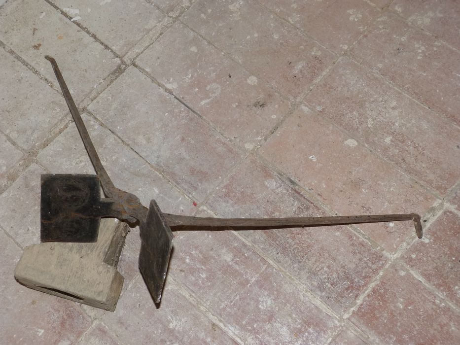 fer à hosties