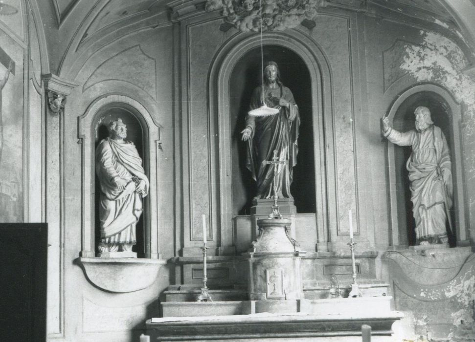 autel (maître-autel), retable, statues : Saint Pierre et Saint Paul