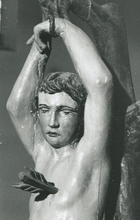 statue : Saint Sébastien, vue partielle