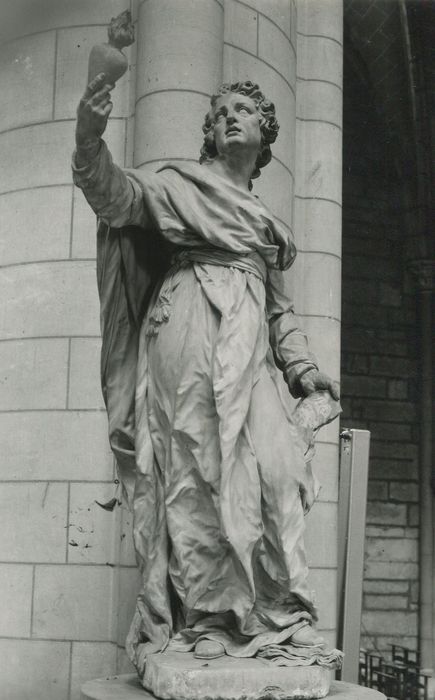 statue : saint Augustin - © Ministère de la Culture (France), Conservation des antiquités et des objets d’art de la Côte-d’Or – Tous droits réservés 