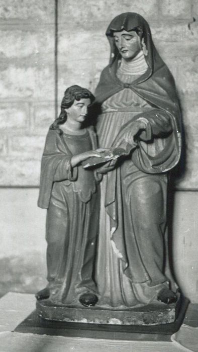 groupe sculpté : Education de la Vierge