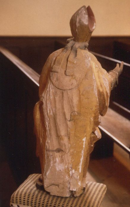statue : Saint évêque, revers