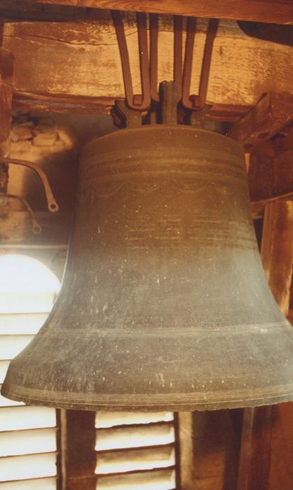 cloche n°2 - © Ministère de la Culture (France), Conservation des antiquités et des objets d’art de la Côte-d’Or – Tous droits réservés 