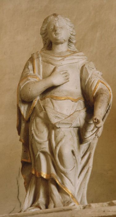 statue : Sainte non identifiée - © Ministère de la Culture (France), Conservation des antiquités et des objets d’art de la Côte-d’Or – Tous droits réservés