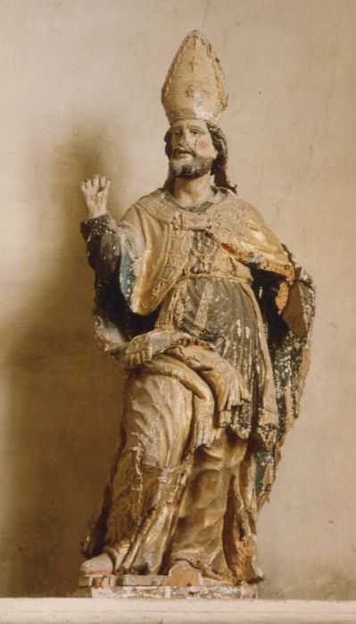 statue : Saint évêque - © Ministère de la Culture (France), Conservation des antiquités et des objets d’art de la Côte-d’Or – Tous droits réservés