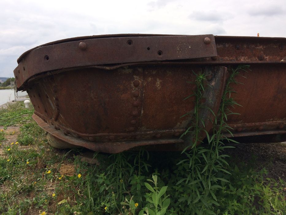 bateau brise-glace, vue partielle - © Ministère de la Culture (France), Conservation des antiquités et des objets d’art de la Côte-d’Or – Tous droits réservés 