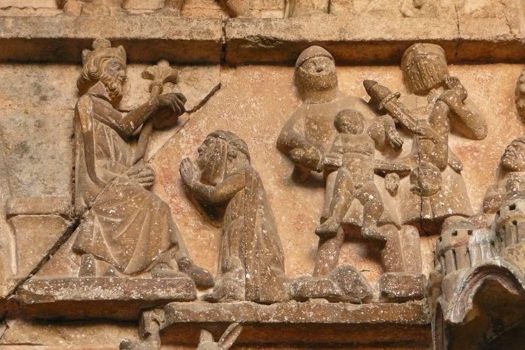 bas-relief : scènes de l'ancien et du nouveau testament, détail