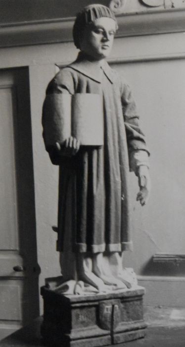 statue : Saint Laurent