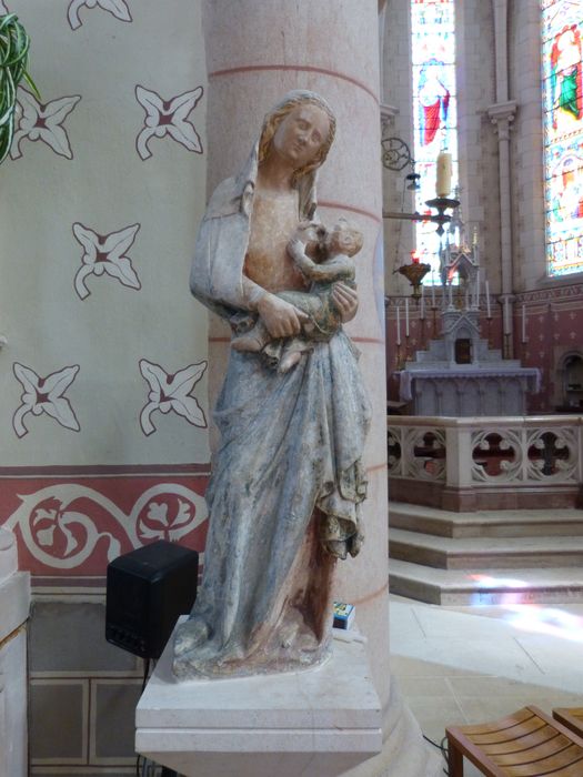 statue : Vierge à l'Enfant
