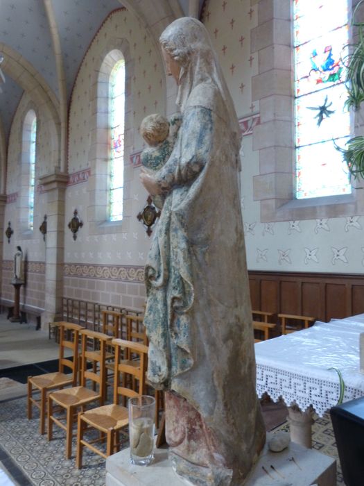statue : Vierge à l'Enfant