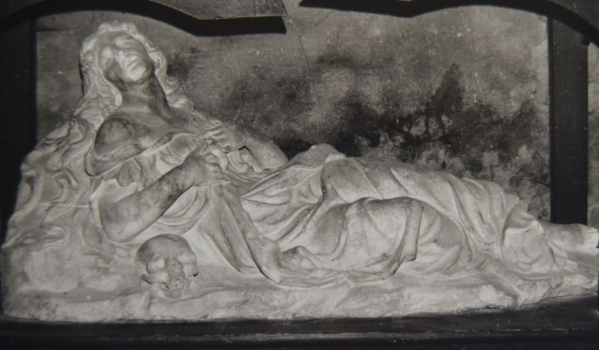 statue : sainte Madeleine - © Ministère de la Culture (France), Conservation des antiquités et des objets d’art de la Côte-d’Or – Tous droits réservés