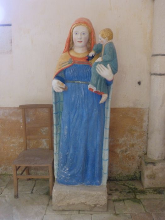 statue : Vierge à l'Enfant