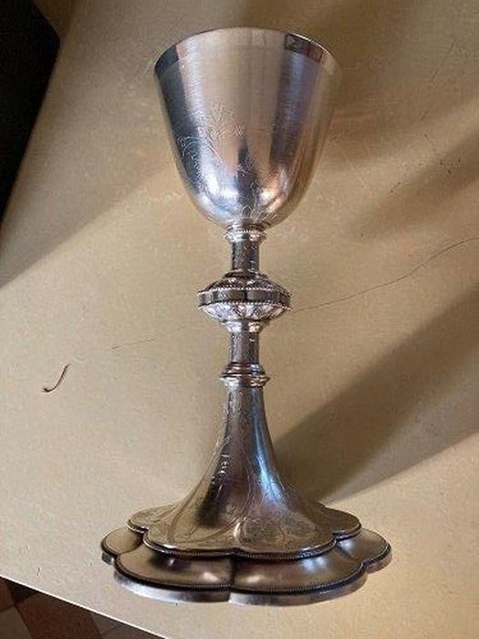 calice - © Ministère de la Culture (France), Conservation des antiquités et des objets d’art de la Côte-d’Or – Tous droits réservés 