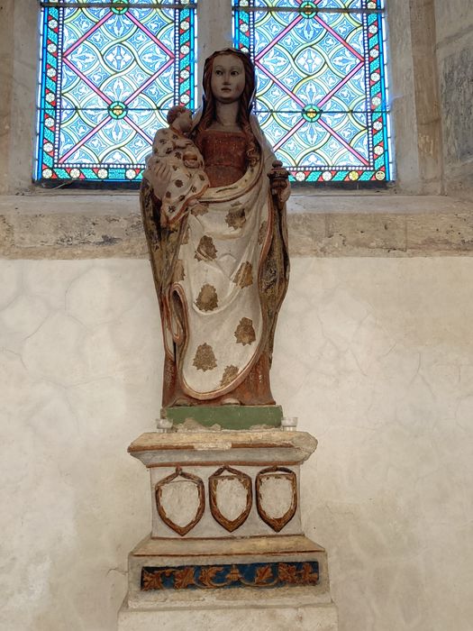 statue : Vierge à l'Enfant